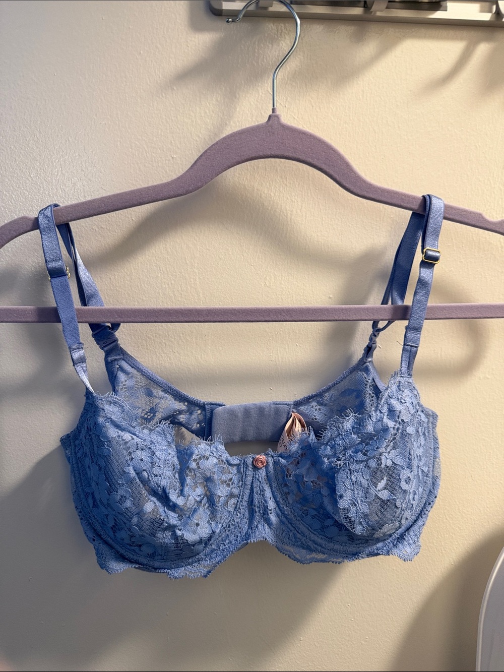 Victoria's Secret Periwinkle Lace Underwire Bra